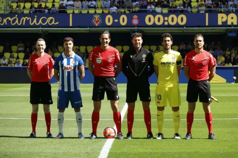 爱游戏在线-比利亚雷亚尔客场击败格拉纳达，全面发力(比利亚雷亚尔客场击败格拉纳达,全面发力了吗)