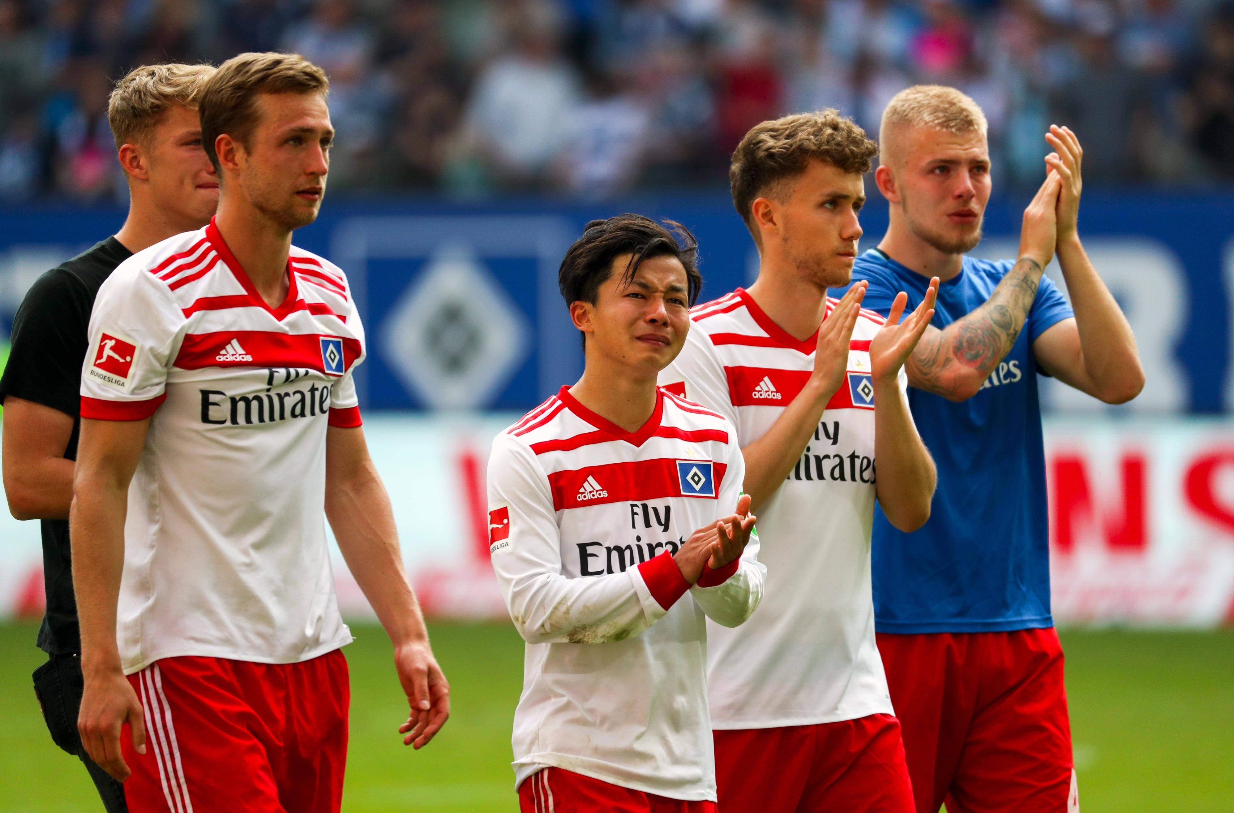 爱游戏官网入口-汉堡队防守犯错，遭遇困难战局(汉堡队防守犯错,遭遇困难战局怎么办)