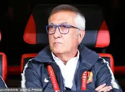 包含曼萨诺战略赛事话题，雄心勃勃欲夺冠的词条