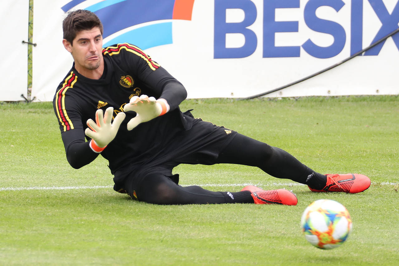 爱游戏官方登录入口-比利时国家队临时调整备战计划，以迎接新挑战