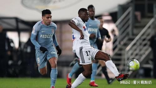 爱游戏网页版入口-亚眠客场不敌梅斯，遭遇双杀