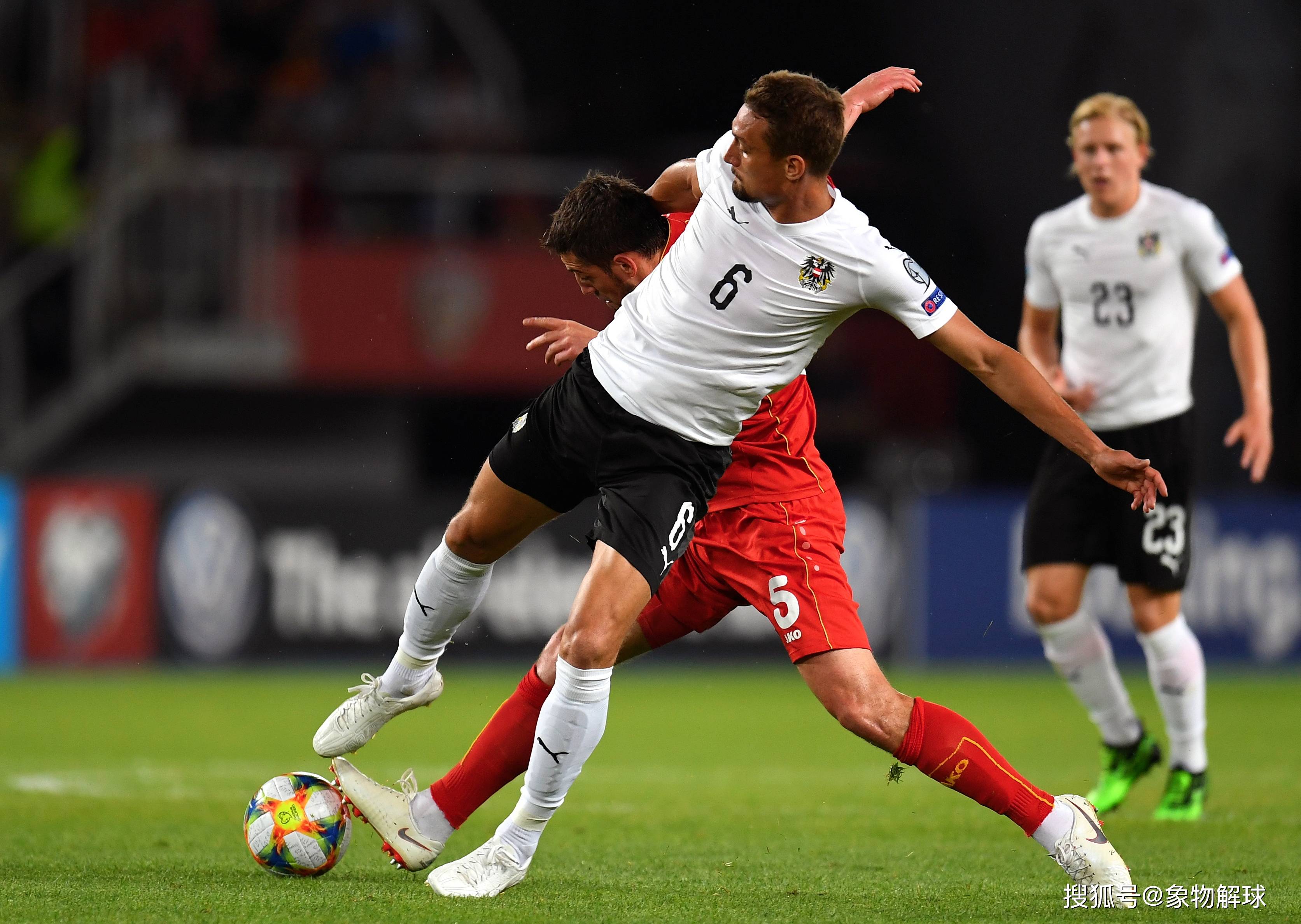 爱游戏官网-欧预赛：乌克兰胜塞尔维亚，提前取得资格的简单介绍