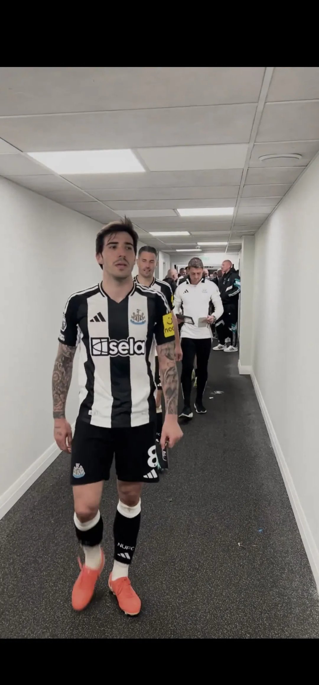 爱游戏体育下载-纽卡斯尔主帅发挥战术妙招，赢得全场掌声的简单介绍