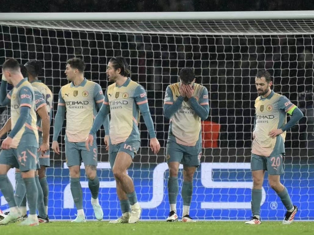 曼城遭逆转，全队黯然出局离场