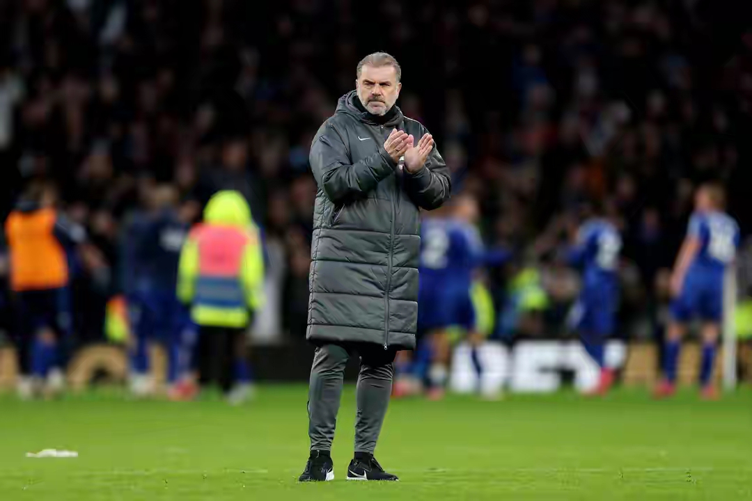 爱游戏网页版登录入口-关于热刺球员受伤影响状态，客场失利遭遇困境的信息