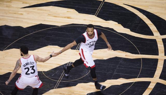 爱游戏登录入口-紧张激烈的对抗，球员心理战亦激烈