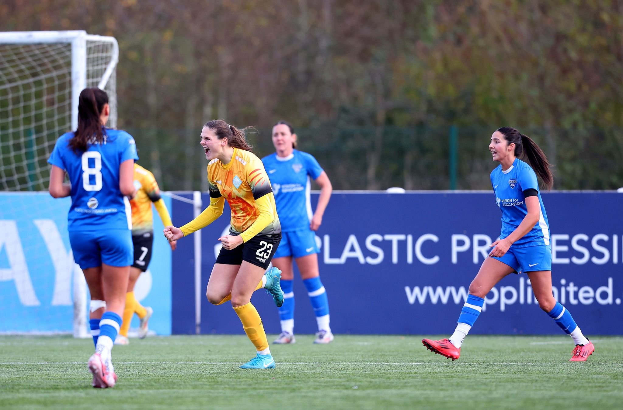 英格兰女足稳扎稳打,提升赛事质量 英格兰女足稳扎稳打,提升赛事质量