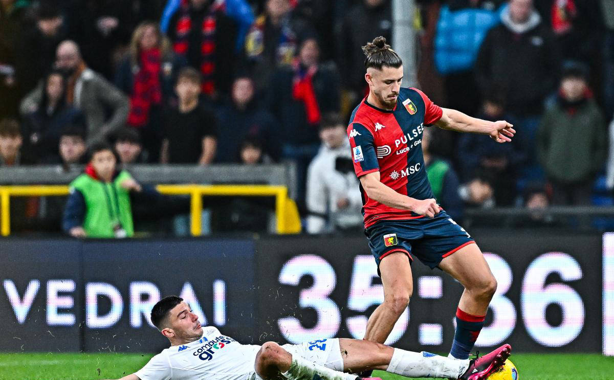 包含热那亚主场战平帕尔马，保级形势稍有好转的词条