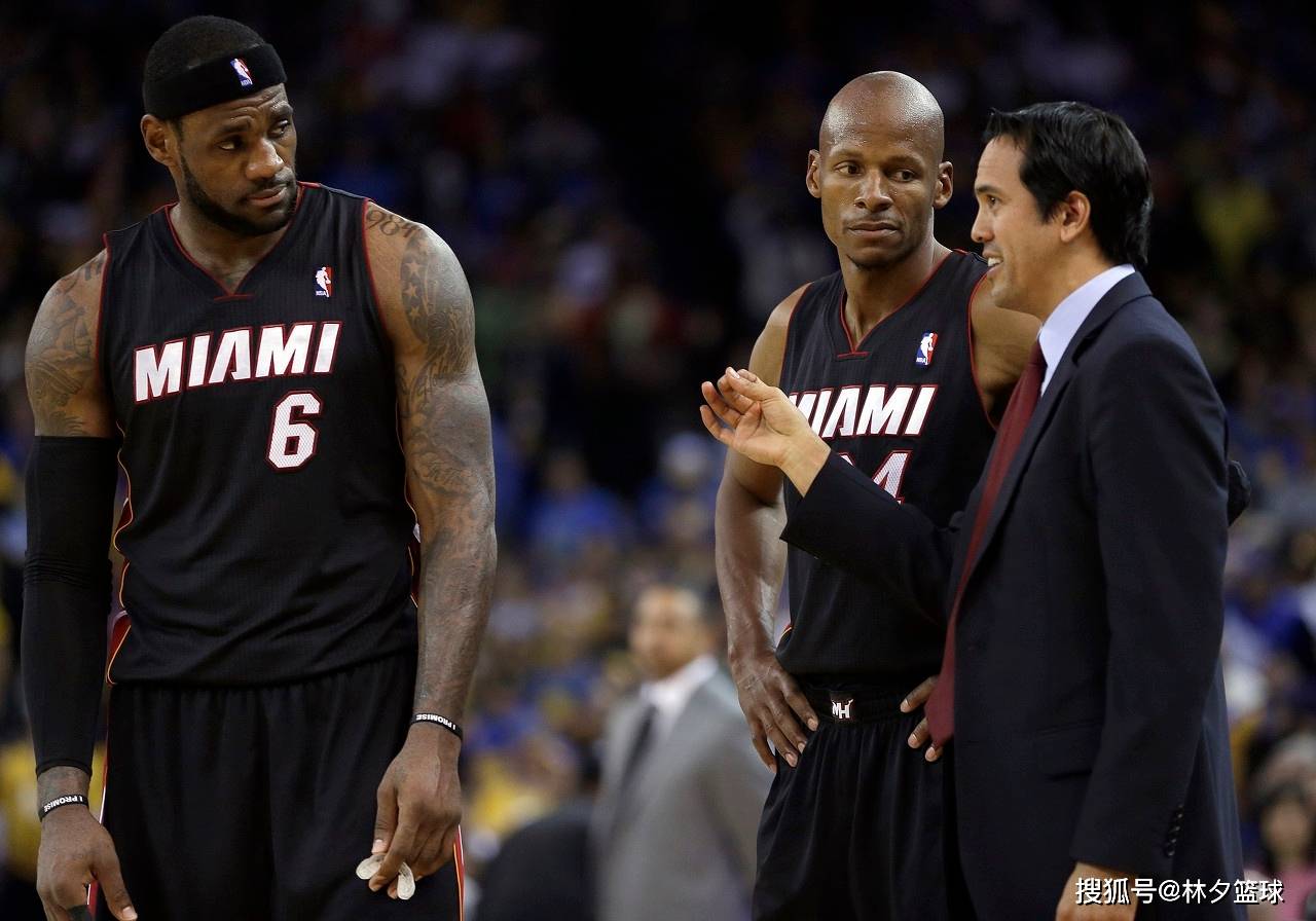 爱游戏app下载-邀请大卫-詹姆斯担任新赛季新任队长的简单介绍