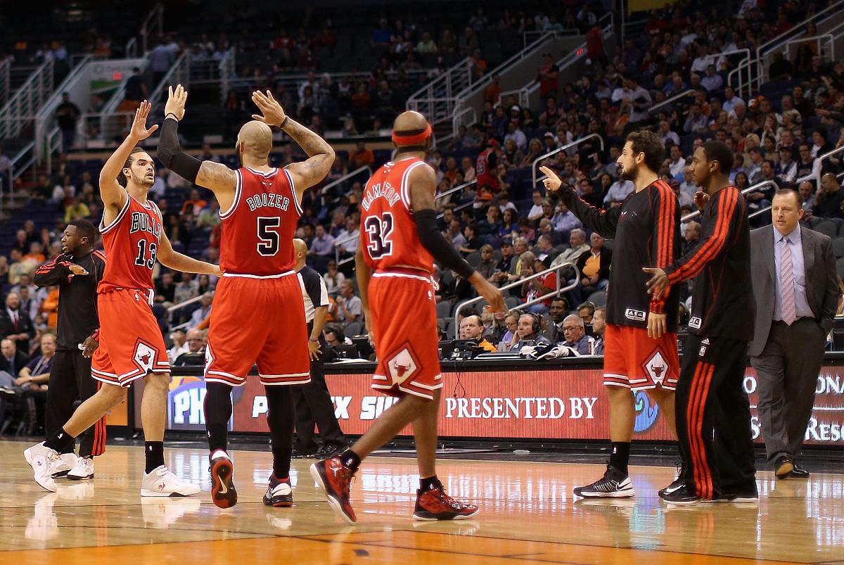 爵士击败篮网,取得两连胜 爵士击败篮网,取得两连胜