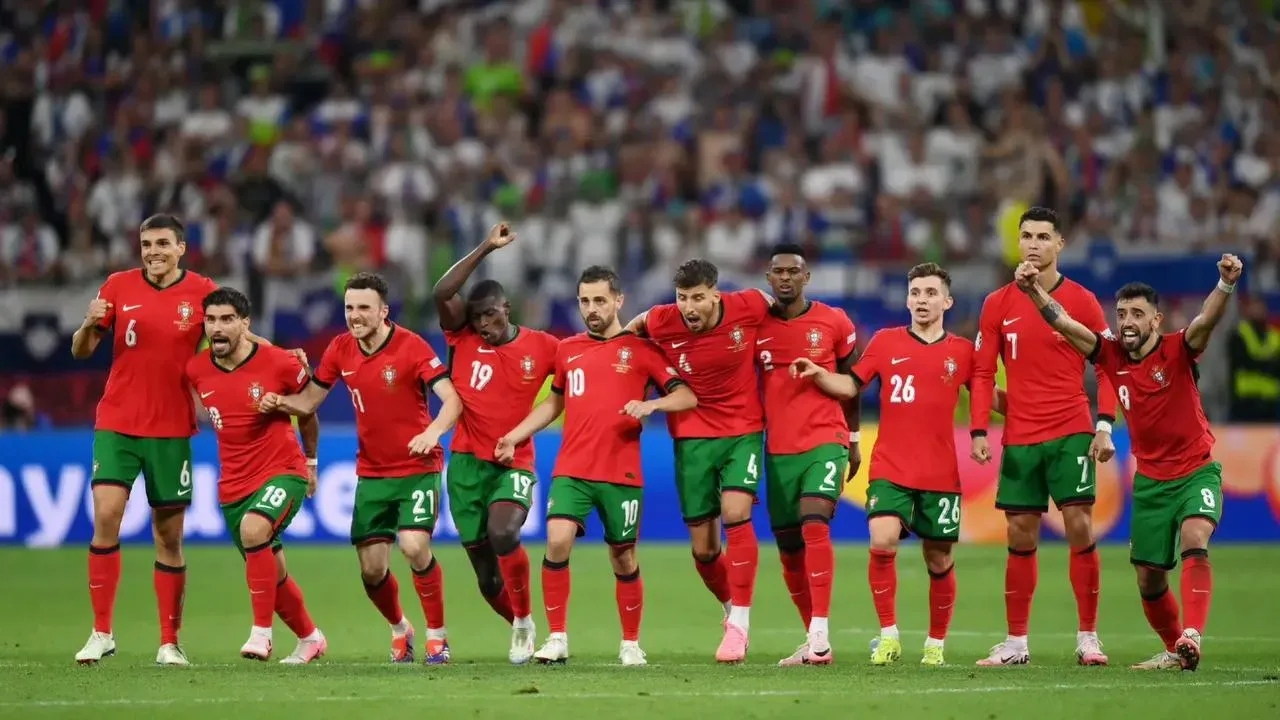 斯洛伐克成功逆袭，惊险晋级欧洲杯淘汰赛的简单介绍