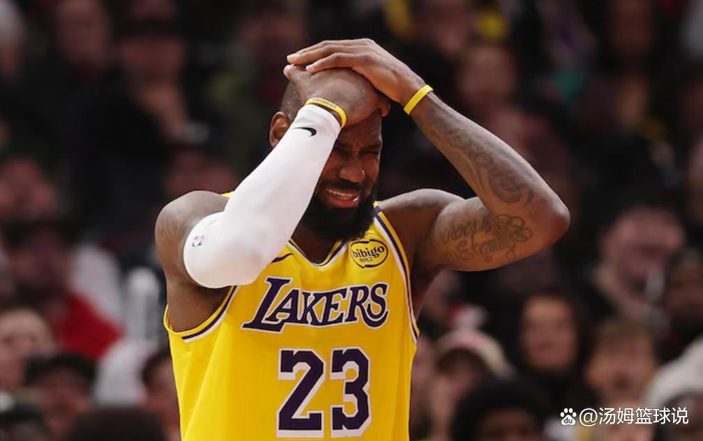 湖人惨败遭逆转，赛后球员情绪低落