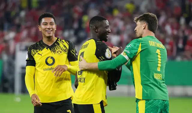 包含曼城逆转战胜多特蒙德，赢得关键三分的词条