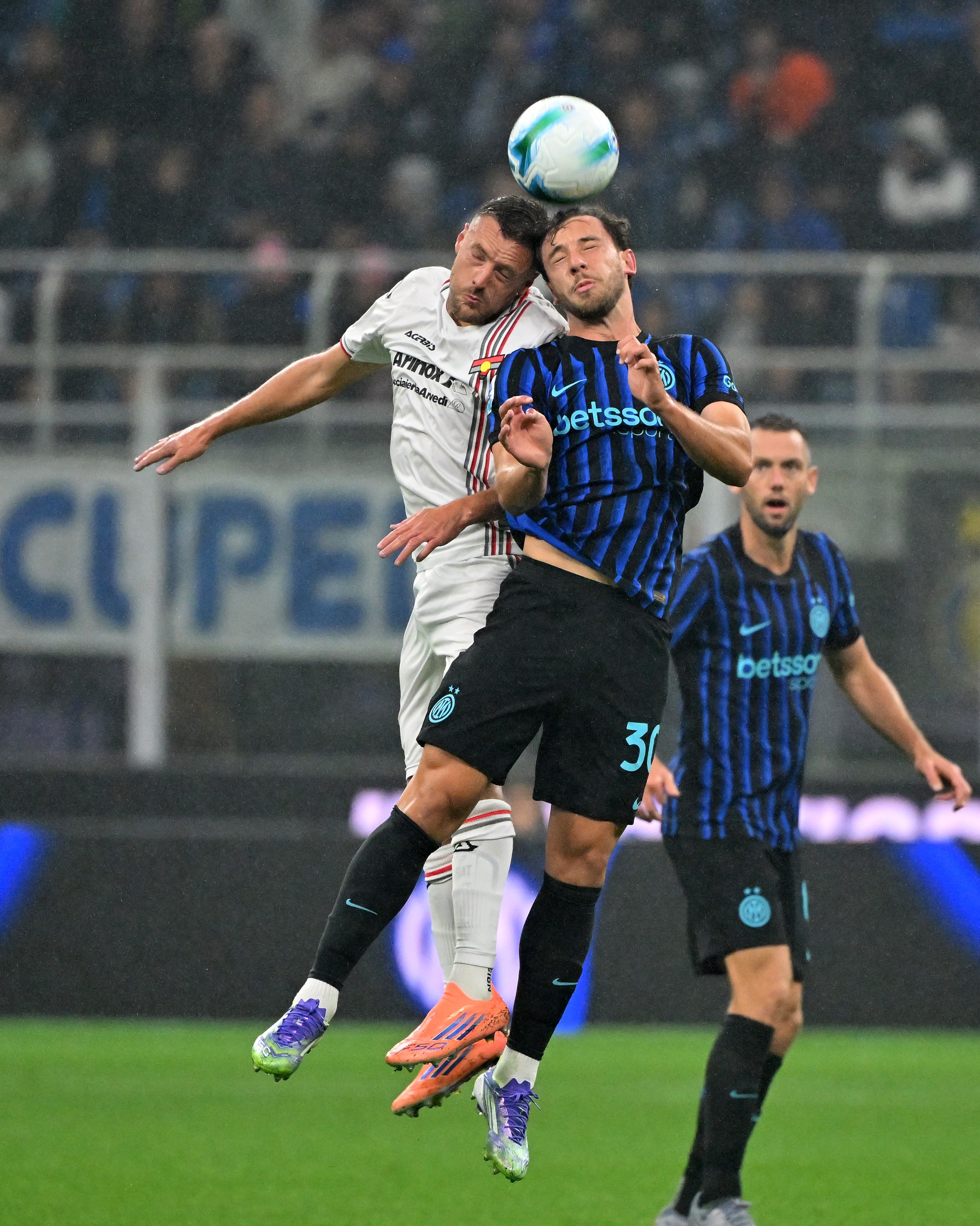 风云际会，足球赛事令人瞩目的简单介绍